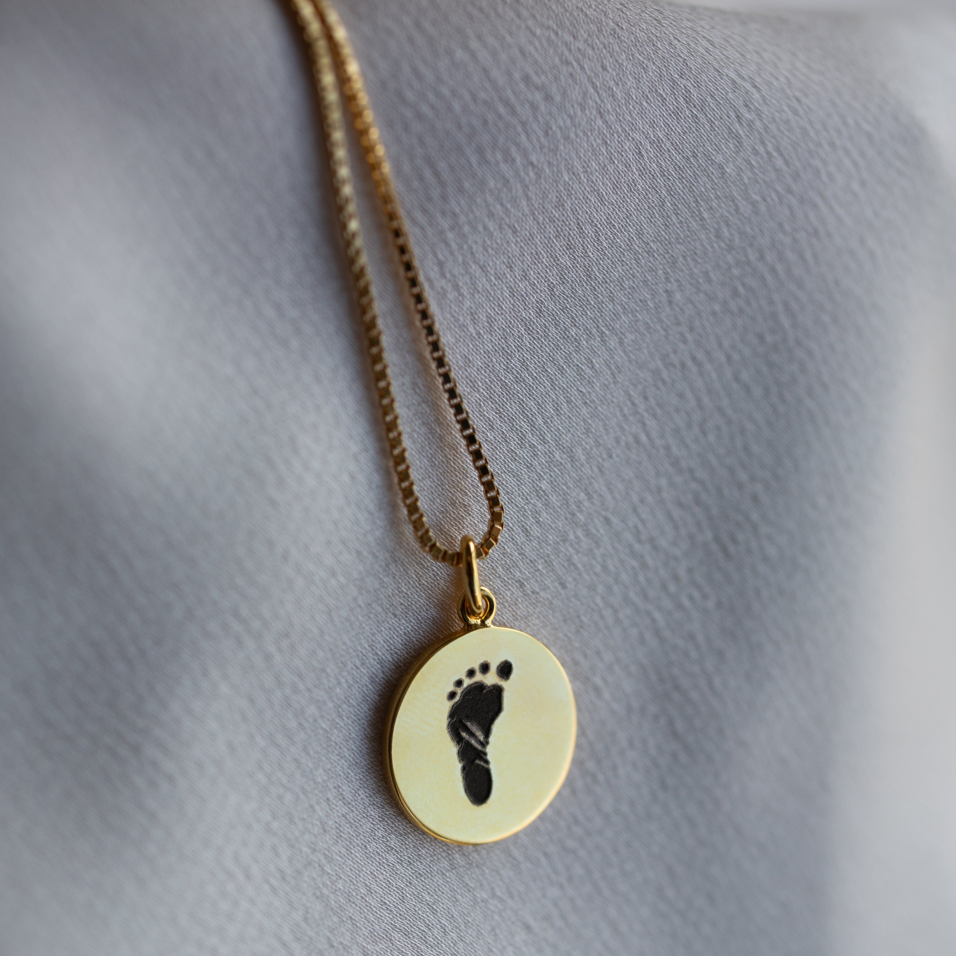 Gold Hand and Footprint Pendant | Box Link Chain