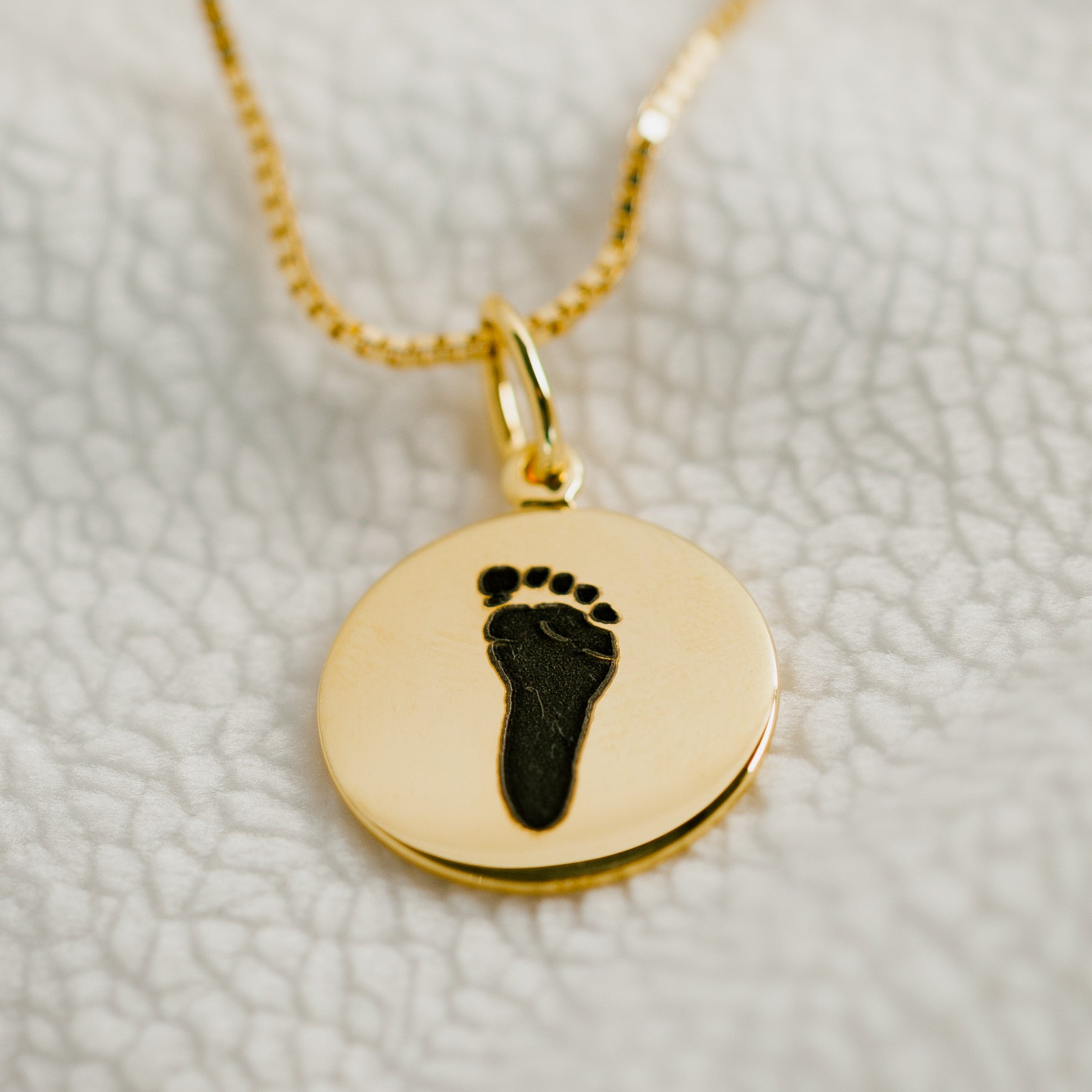 Pendentif empreinte de main et de pied | Chaîne à maillons carrés